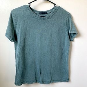 • Brandy Melville Tee •